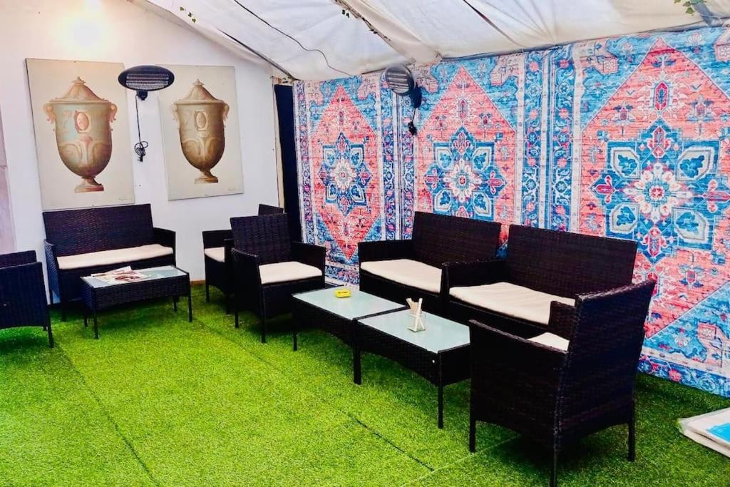 Cozy Studio Opposite Chelsea Stadium London Exterior foto