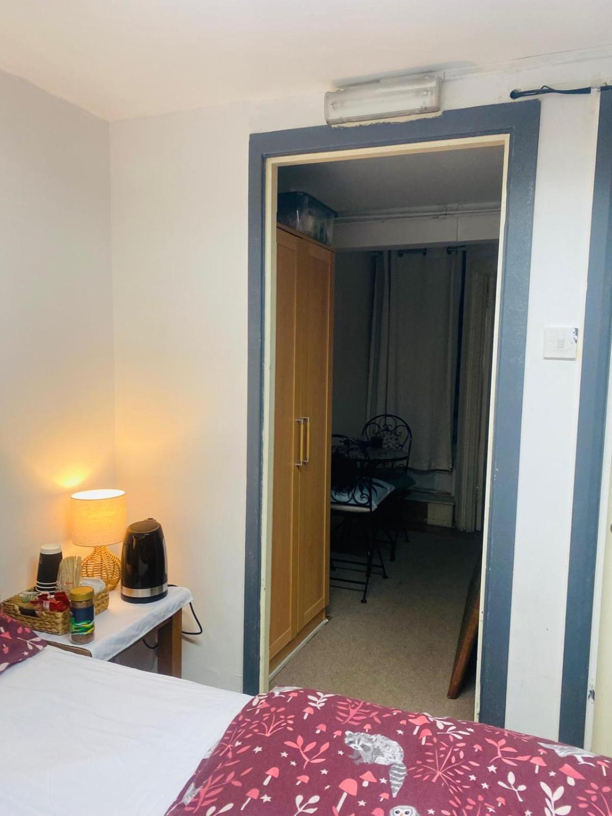 Cozy Studio Opposite Chelsea Stadium London Exterior foto